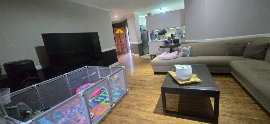 3 Bedroom Property for Sale in Baysvalley Free State